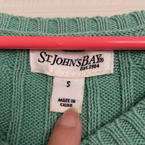 St. John’s Bay Sweater - Picture 2 of 2